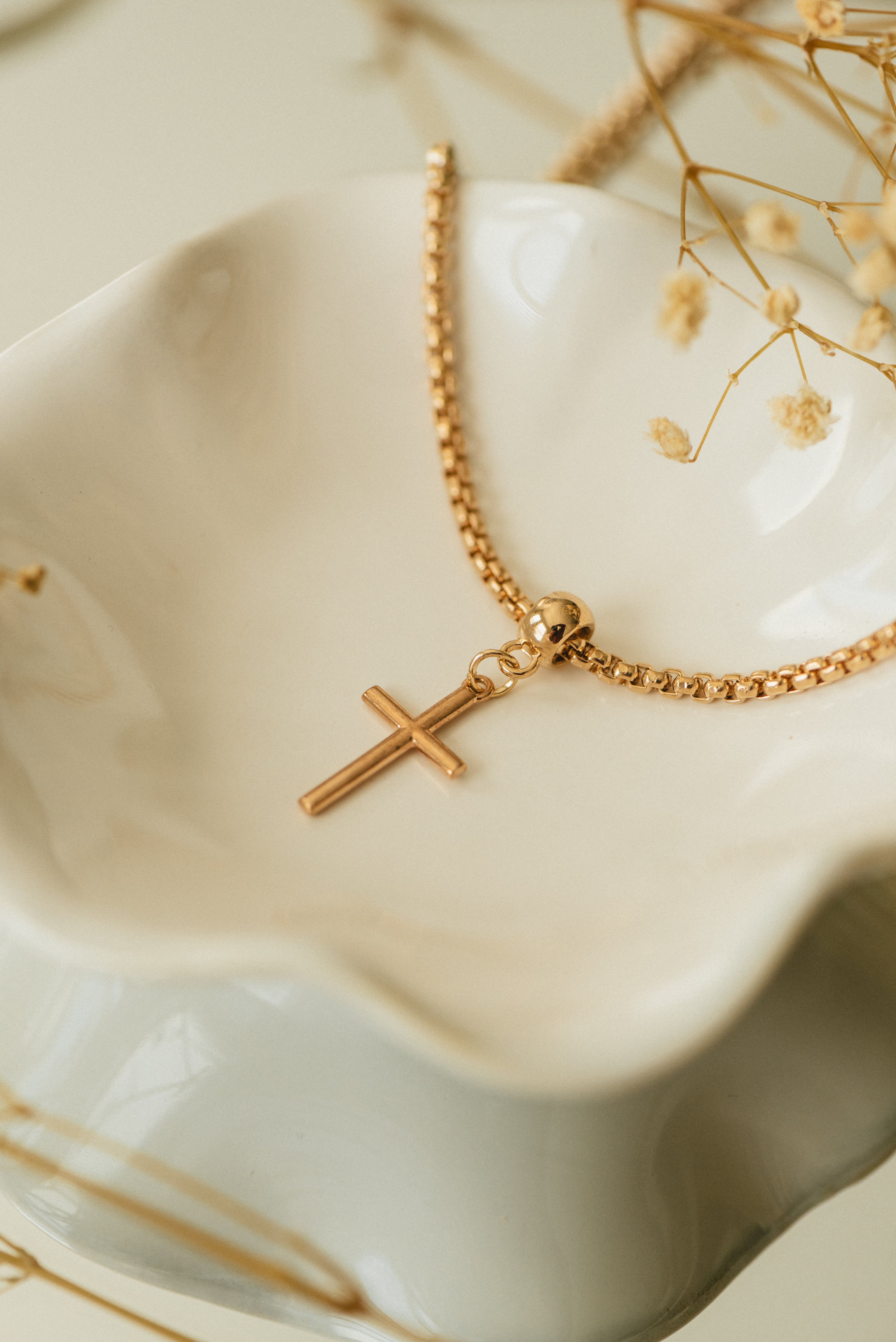 Classic Unisex Gold Plated Cross Necklace - Faith Jewelry